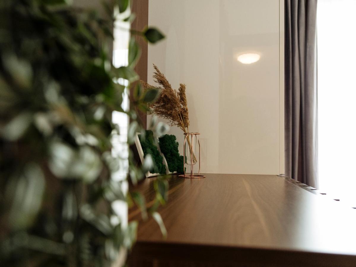 Cozy Special Pallady Apartament With Garden & Courtyard Bukarest Eksteriør billede