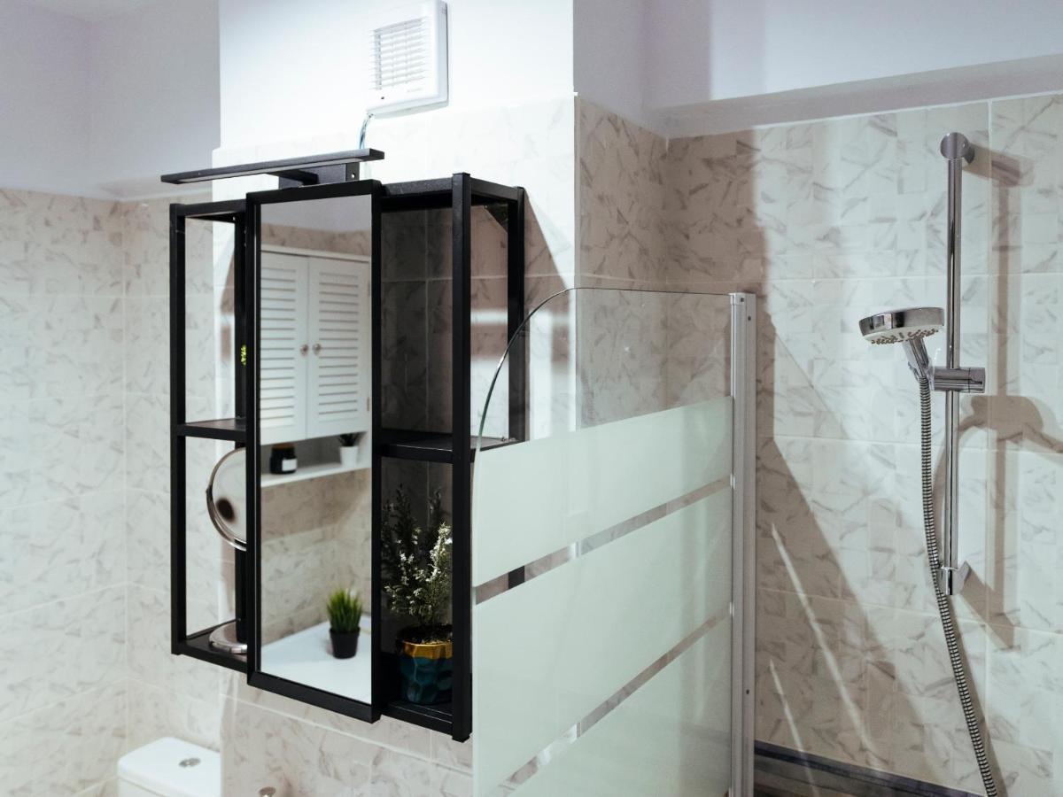 Cozy Special Pallady Apartament With Garden & Courtyard Bukarest Eksteriør billede