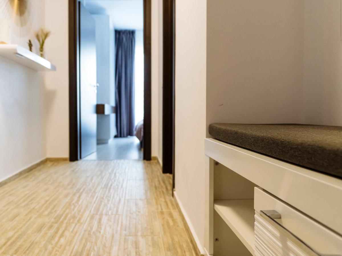Cozy Special Pallady Apartament With Garden & Courtyard Bukarest Eksteriør billede