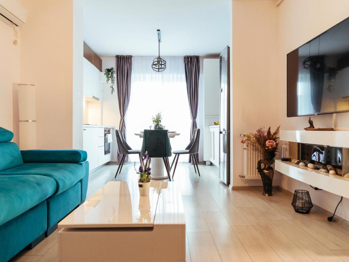 Cozy Special Pallady Apartament With Garden & Courtyard Bukarest Eksteriør billede
