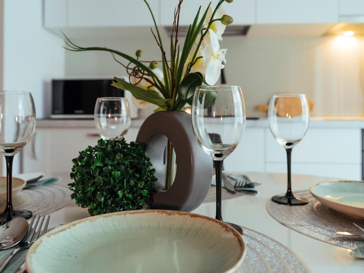 Cozy Special Pallady Apartament With Garden & Courtyard Bukarest Eksteriør billede